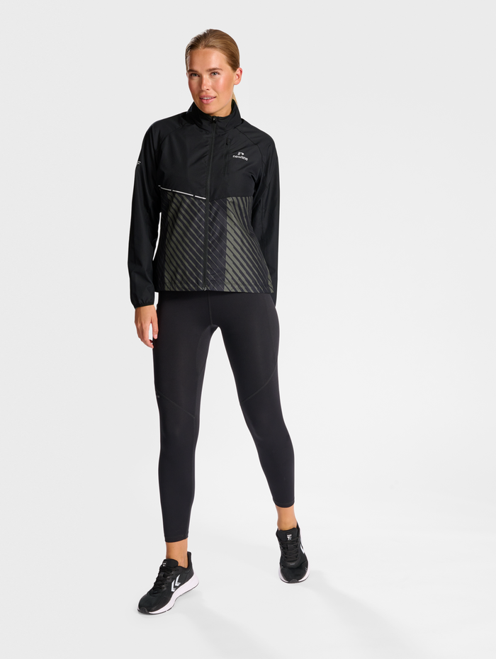 nwlPACE JACKET WOMAN, 2257, model