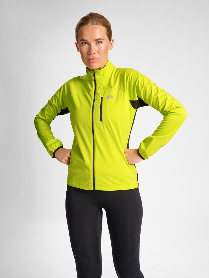 WOMEN'S CORE JACKET, EVENING PRIMROSE, model