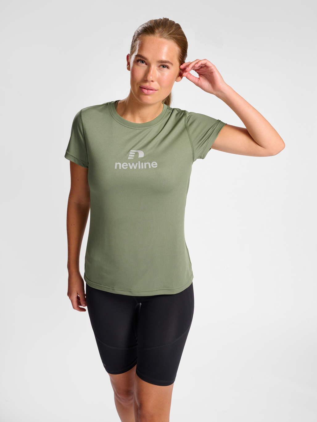 nwlBEAT TEE WOMAN, 6754, model