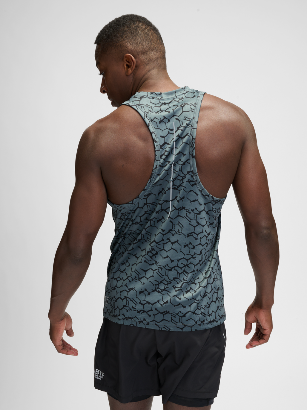 nwlDOPA GRAPHIC SINGLET, DARK SLATE, model