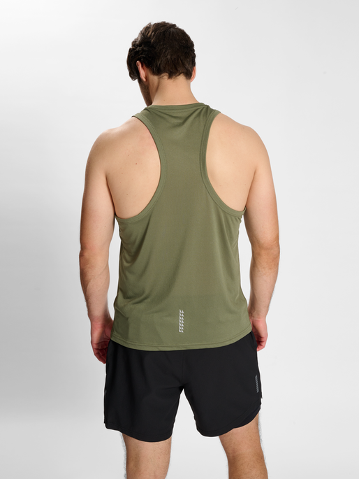 nwlOMAHA SINGLET male, FOUR LEAF CLOVER, model