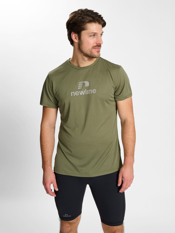 nwlHENDERSON T-SHIRT S/S MEN, FOUR LEAF CLOVER, model