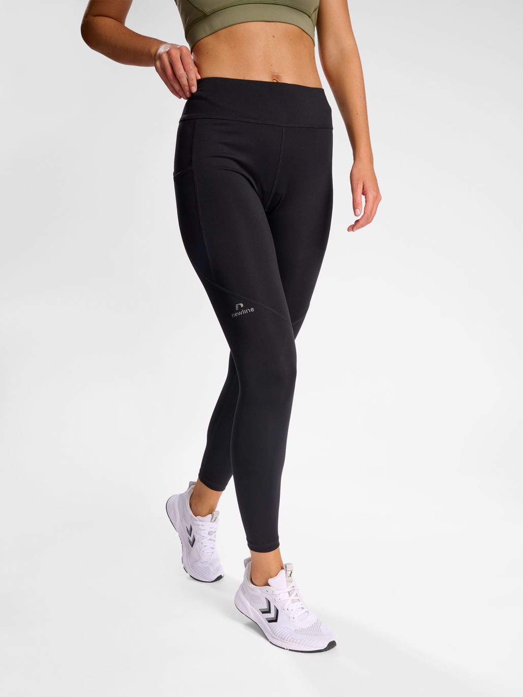 nwlBEAT TIGHTS WOMAN, 2001, model