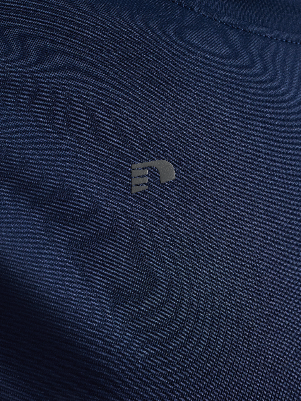 nwlBEAT T-SHIRT, BLACK IRIS, packshot