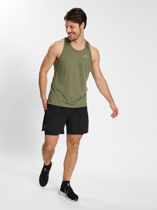 nwlOMAHA SINGLET male, FOUR LEAF CLOVER, model