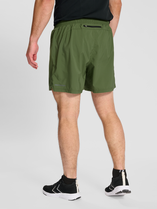 nwlDETROIT SHORTS male, FOUR LEAF CLOVER, model