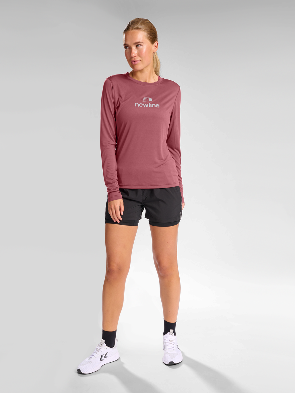nwlBEAT LS TEE WOMAN, 3055, model