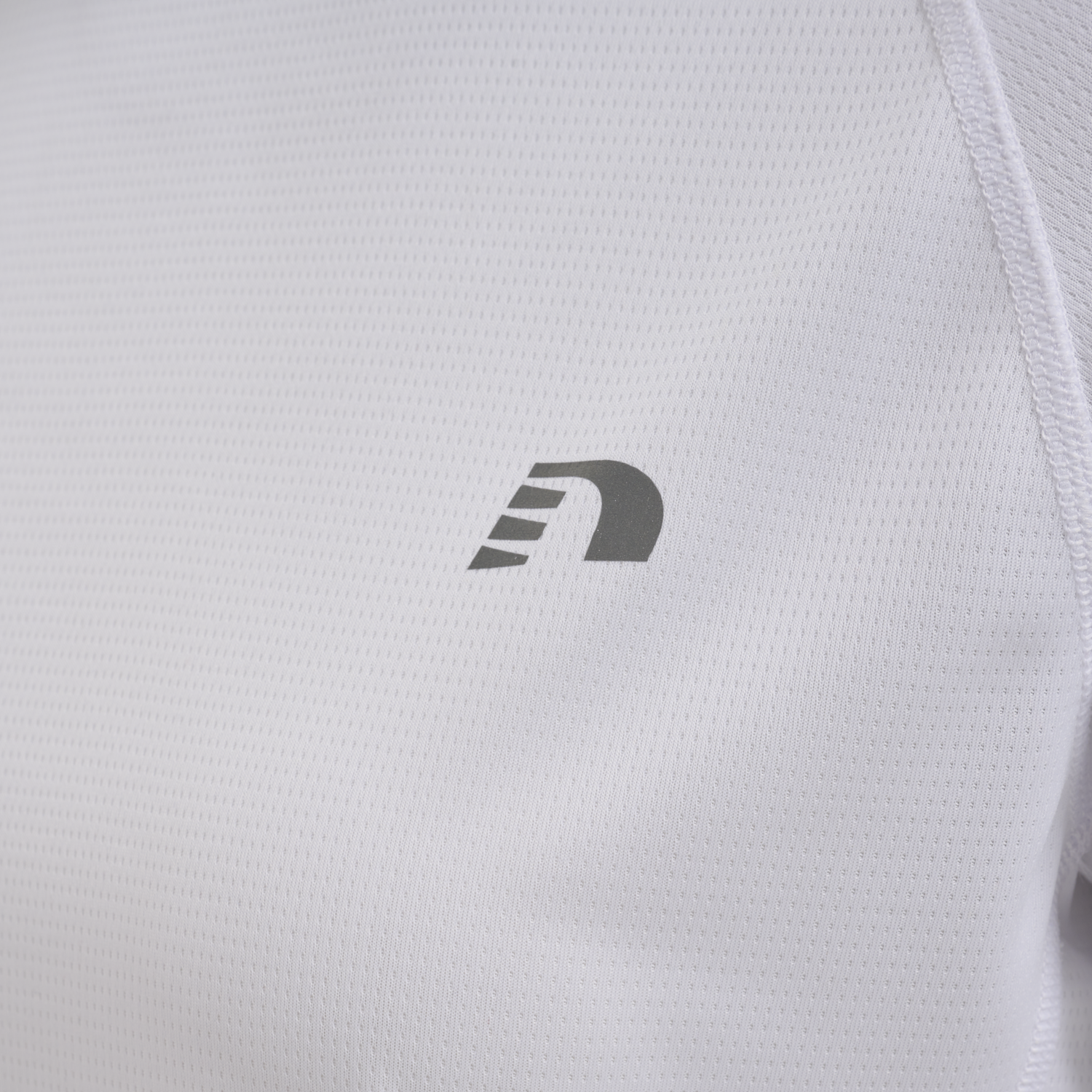 WOMEN CORE RUNNING T-SHIRT L/S, WHITE, packshot