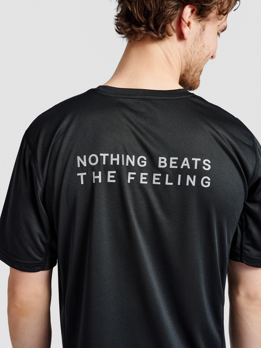 MEN STATEMENT T-SHIRT S/S - BLACK | newlinesport.com