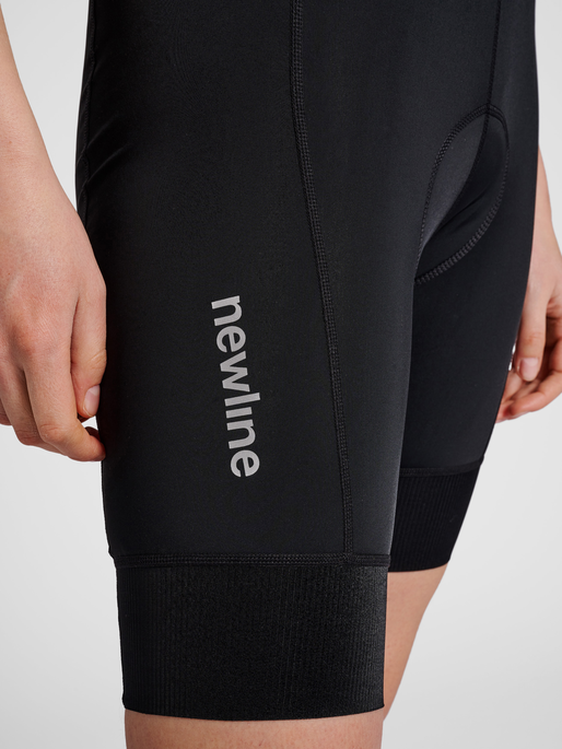 Newline WOMENS CORE SHORTS BLACK - PANEL BIKE