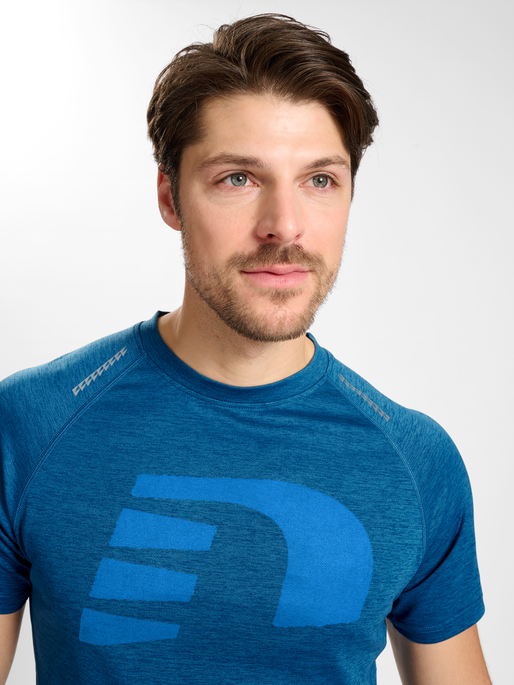 nwlORLANDO T-SHIRT S/S male, MAJOLICA BLUE MELANGE, model