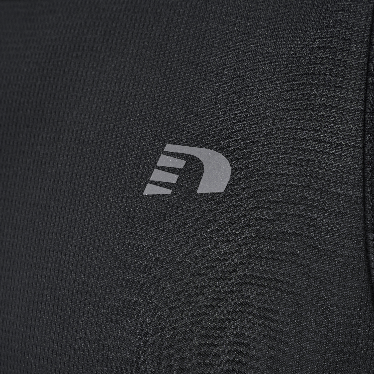 MEN CORE RUNNING SINGLET, BLACK, packshot