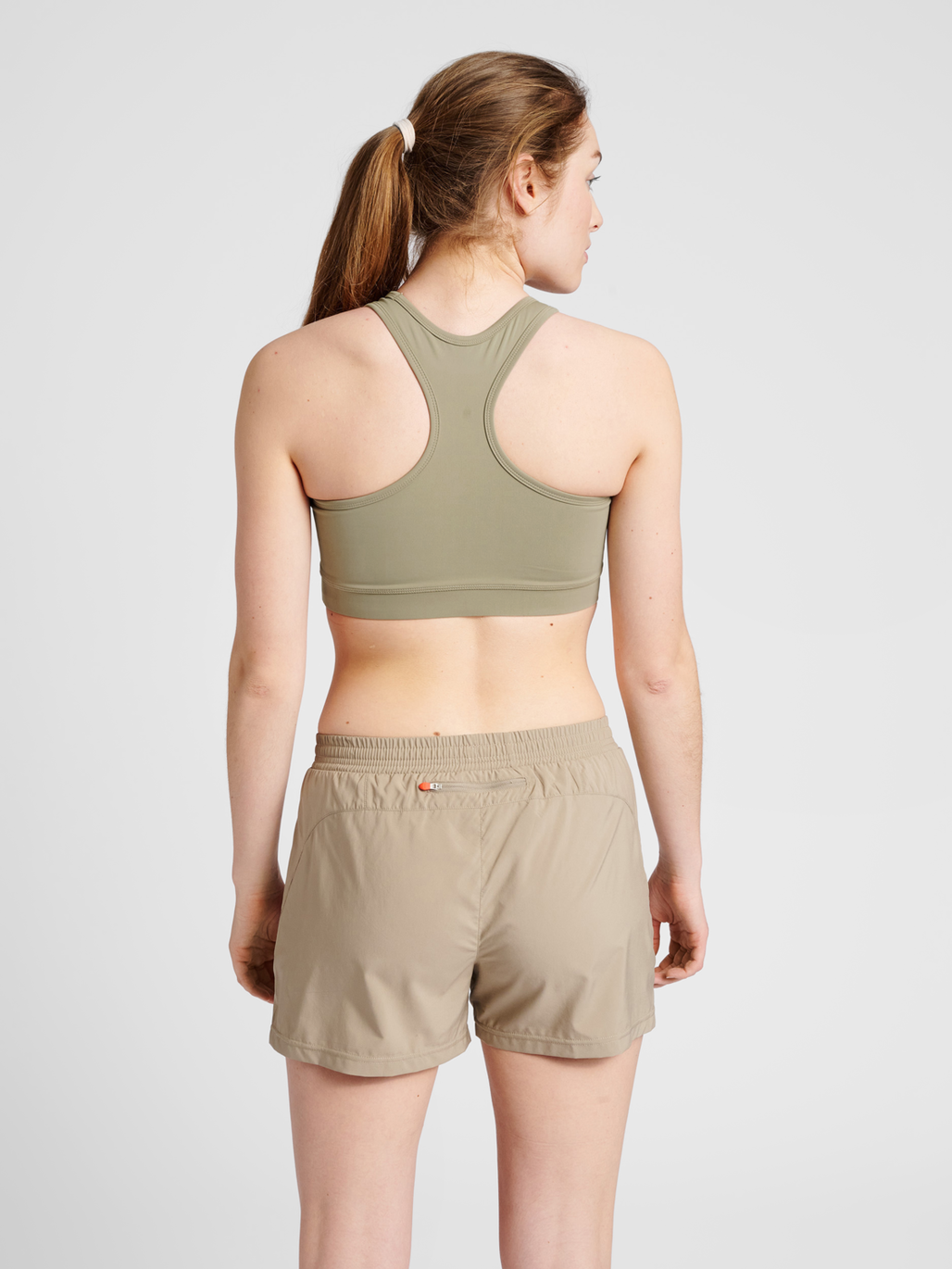 WOMEN SPORTS TOP, WINTER TWIG, model