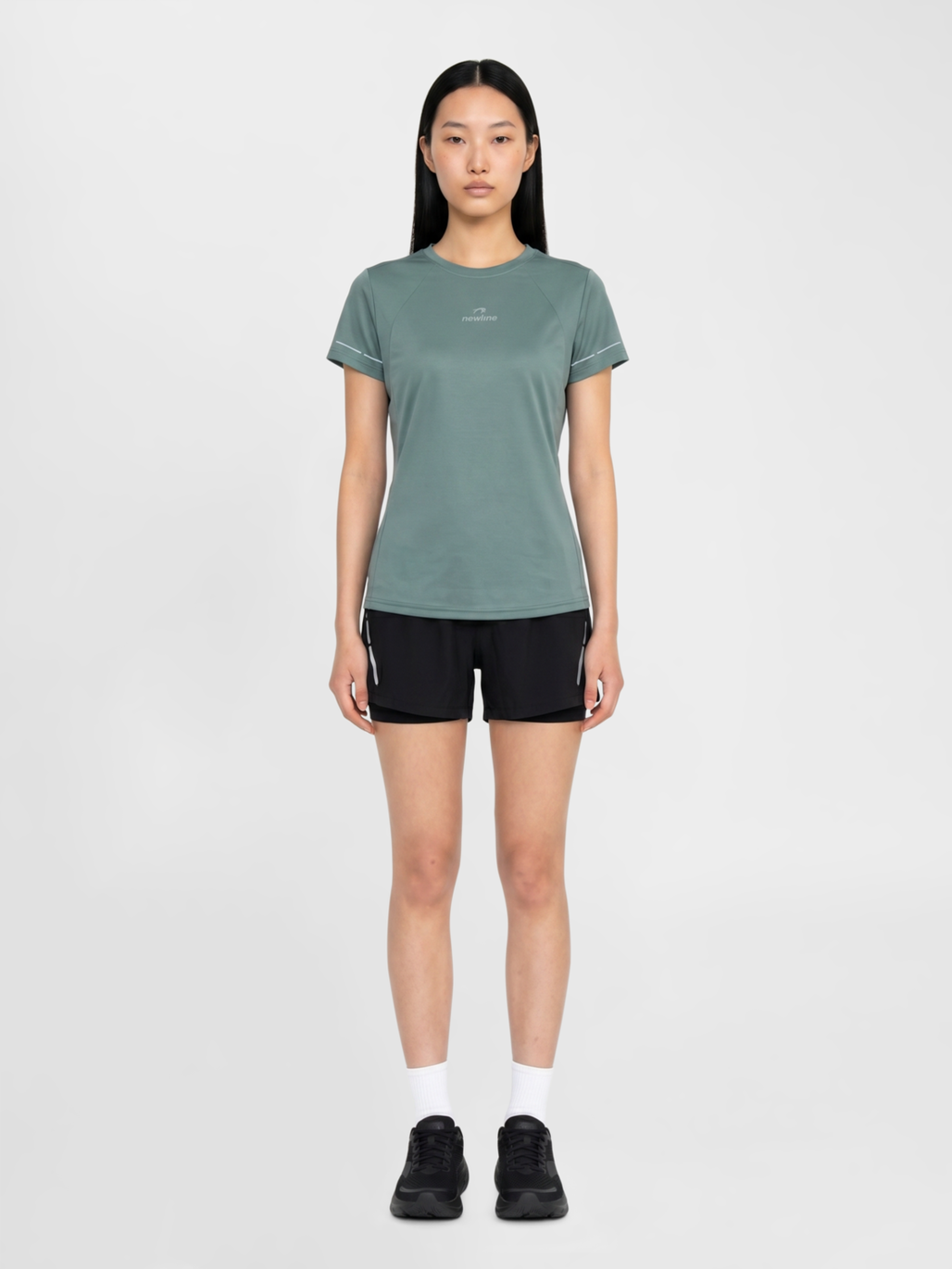 nwlBREATHE T-SHIRT W, BALSAM GREEN, model